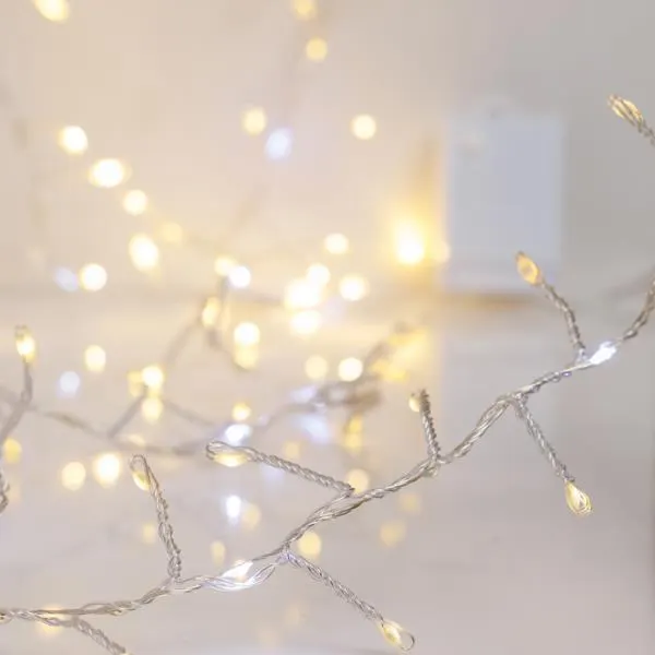 XMAS ΛΑΜΠΑΚΙ CLUSTER 2.5m 200 MINI LED ΣΤΑΘΕΡΟ ΜΕ ΜΕΤΑΣΧΗΜΑΤΙΣΤΗ ΑΣΗΜΙ ΧΑΛΚΙΝΟ ΚΑΛΩΔΙΟ 100 ΘΕΡΜΟ ΛΕΥΚΟ LED 100 ΛΕΥΚΟ LED ΜΕ ΠΡΟΓΡΑΜΜΑ SNOWFALL ΠΑΡΟΧΗ 5m IP44