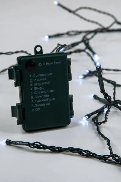 XMAS ΛΑΜΠΑΚΙ ΣΕΙΡΑ 192 LED 3mm ΜΠΑΤΑΡΙΑΣ 3AA ΜΕ 8 ΠΡΟΓΡΑΜΜΑΤΑ ΜΝΗΜΗ & ΧΡΟΝΟΔΙΑΚΟΠΤΗ ΠΡΑΣΙΝΟ PVC ΚΑΛΩΔΙΟ ΛΕΥΚΟ LED ANA 10cm ΠΑΡΟΧΗ 30cm IP44 DISPLAY BOX 16τμχ