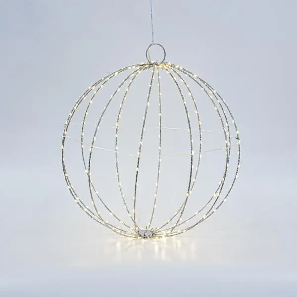 XMAS ΦΩΤΙΖΟΜΕΝΗ ΑΣΗΜΙ ΜΕΤΑΛΛΙΚΗ ΜΠΑΛΑ 40cm 240 MINI LED 4.5V ΜΕΤΑΣΧΗΜΑΤΙΣΤΗ ΣΤΑΘΕΡΟ ΑΣΗΜΙ ΧΑΛΚΙΝΟ ΚΑΛΩΔΙΟ ΘΕΡΜΟ ΛΕΥΚΟ ΠΑΡΟΧΗ 3m IP44